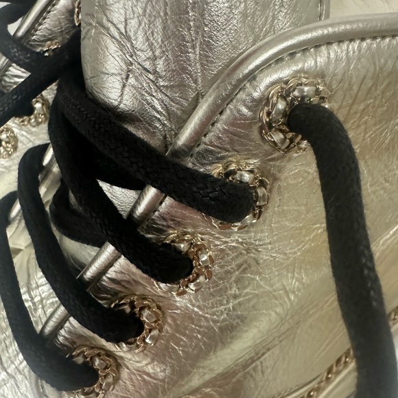 CHANEL BOOTS - Picture 7 of 16